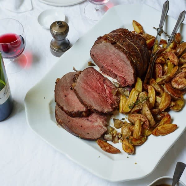 Photo of Sirloin Spoon Roast with Gravy and Thyme Potatoes by WW