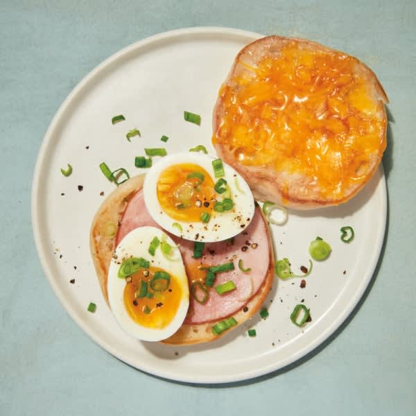 Photo of Jammy egg breakfast sandwich by WW