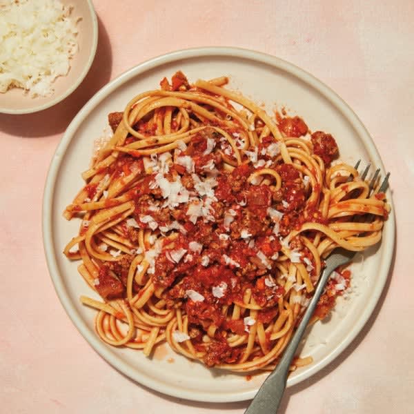 Photo of Linguine with tomato-meat sauce by WW