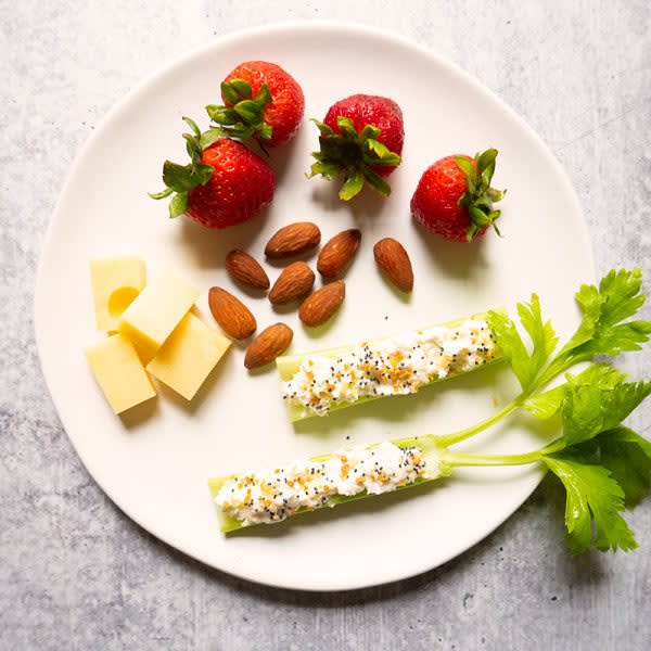 Photo of Protein-lovers' snack plate by WW
