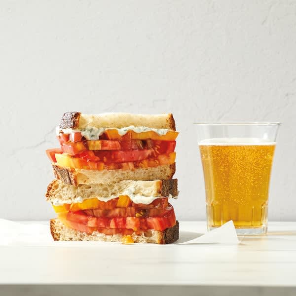 Photo de Sandwichs aux tomates anciennes avec mayonnaise au basilic par WW