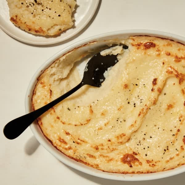 Photo of Baked buttermilk & cauliflower mashed potatoes by WW