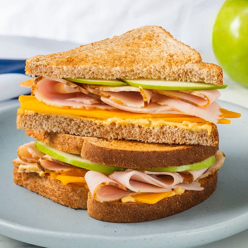 Photo de Sandwich à la dinde et à la pomme par WW