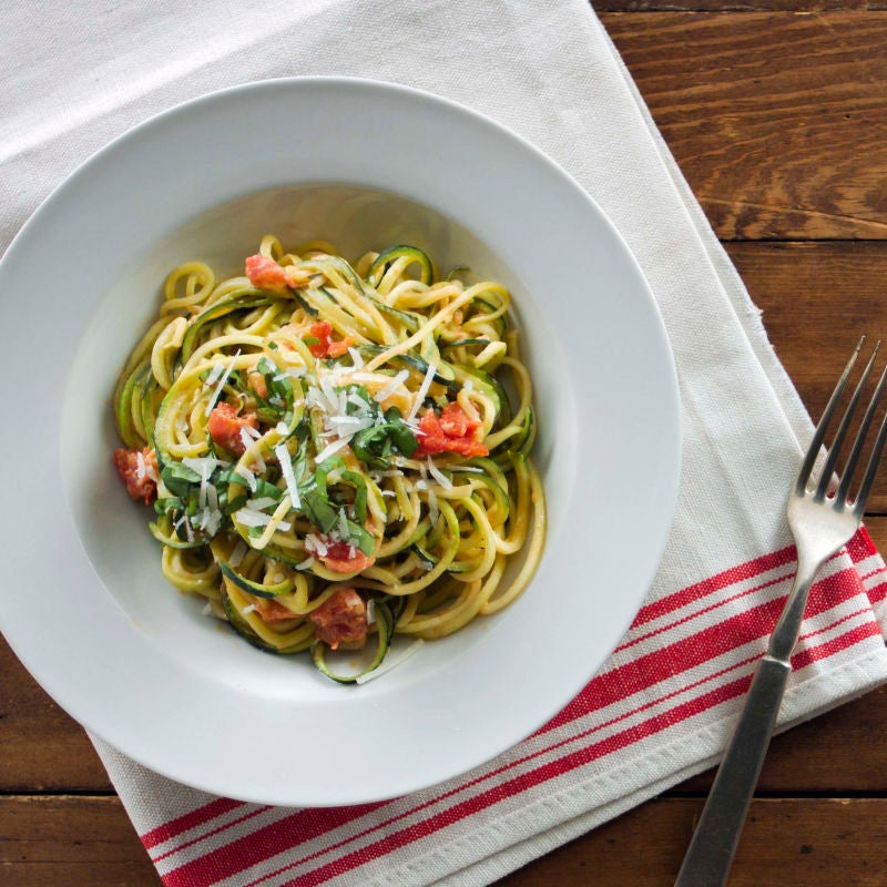 Zucchini Noodles With Tomato And Basil Cream Sauce Healthy